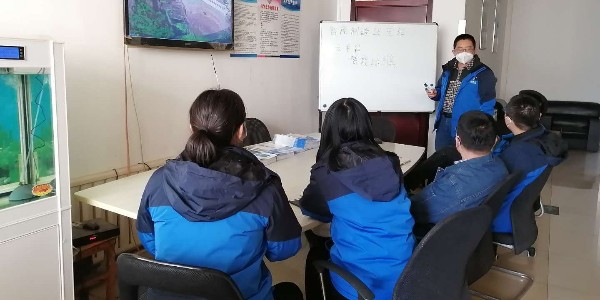 睿寂行空壓站云智控系統(tǒng)，培訓(xùn)進(jìn)行中......